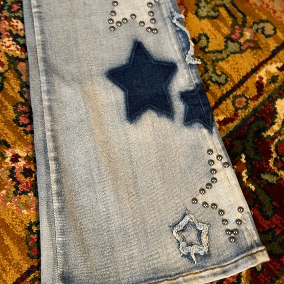 *NEW*  Oli & Hali brand flare jeans size M - Picture 4 of 9